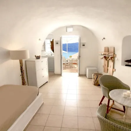 Prime Oia (Santorini)
