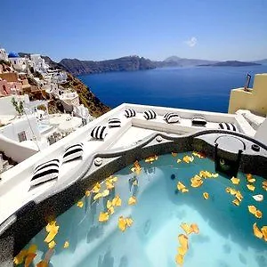 Prime Oia (Santorini)