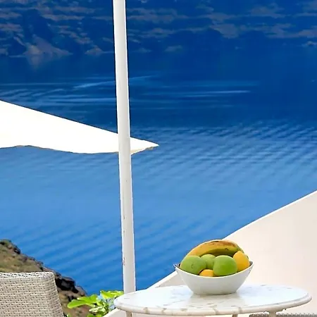 Prime Oia (Santorini)