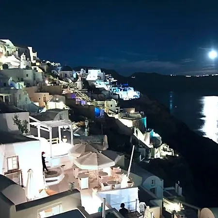 Prime Oia (Santorini)