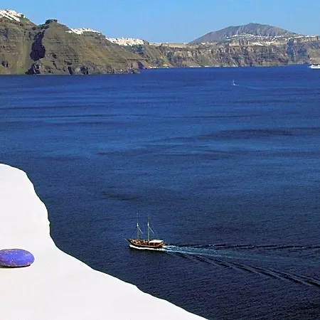 Prime 3* Oia (Santorini)