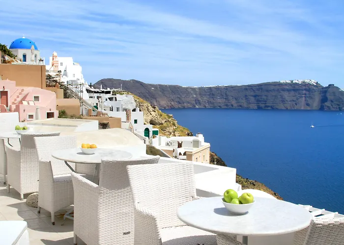 Prime Aparthotel Oia