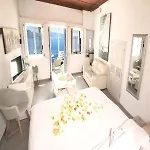 Prime 3* Oia